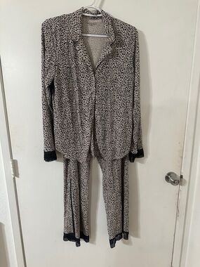 Victoria's Secret Beige and Black Leopard-Print Pajama Top